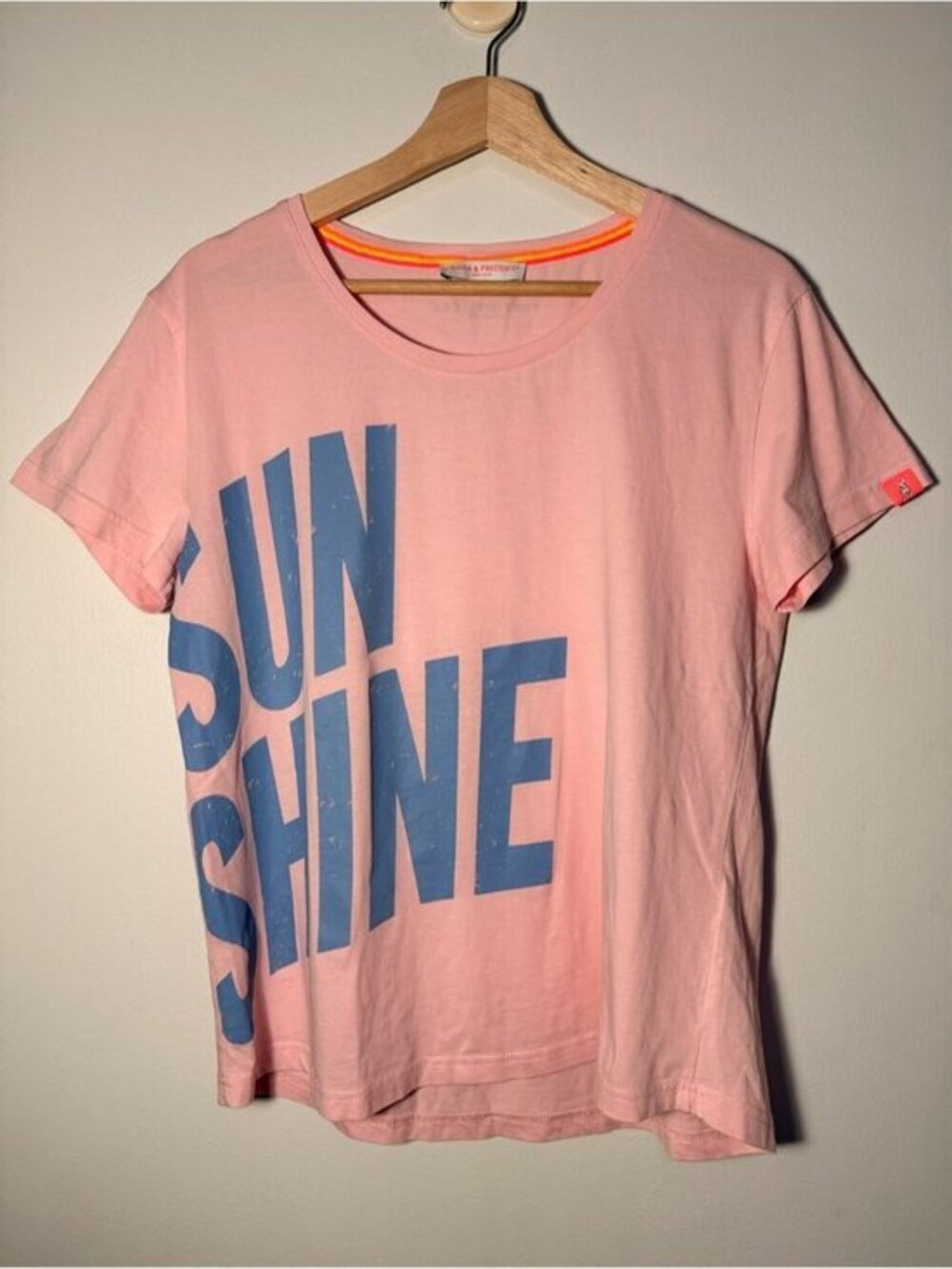 Frieda & Freddies New York Pink 'Sunshine' Graphic Short Sleeve Tee size 36
